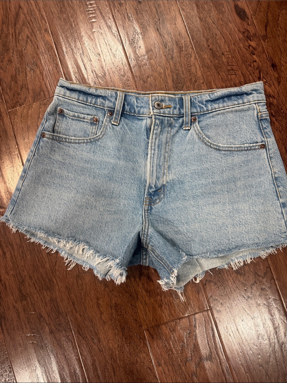 Abercrombie & Fitch Light Wash Denim Cutoff Shorts
